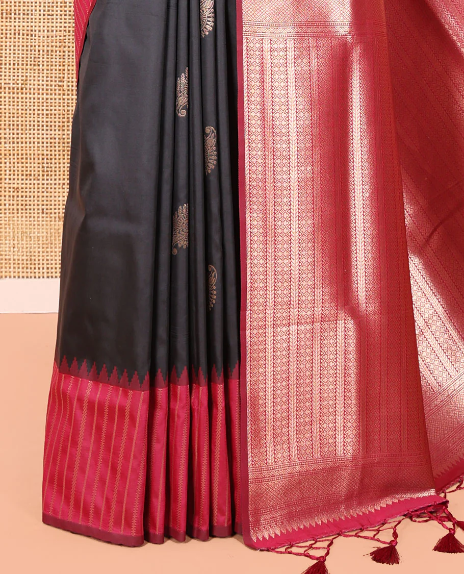 Black Elite Soft Silk Saree, Highlighted by Zari Buttas All Over Its Body, Complemented by Contrast Border Steeped with Geometric Patterns, Grand Pallu, and Paired with a Contrast Blouse - Image 3