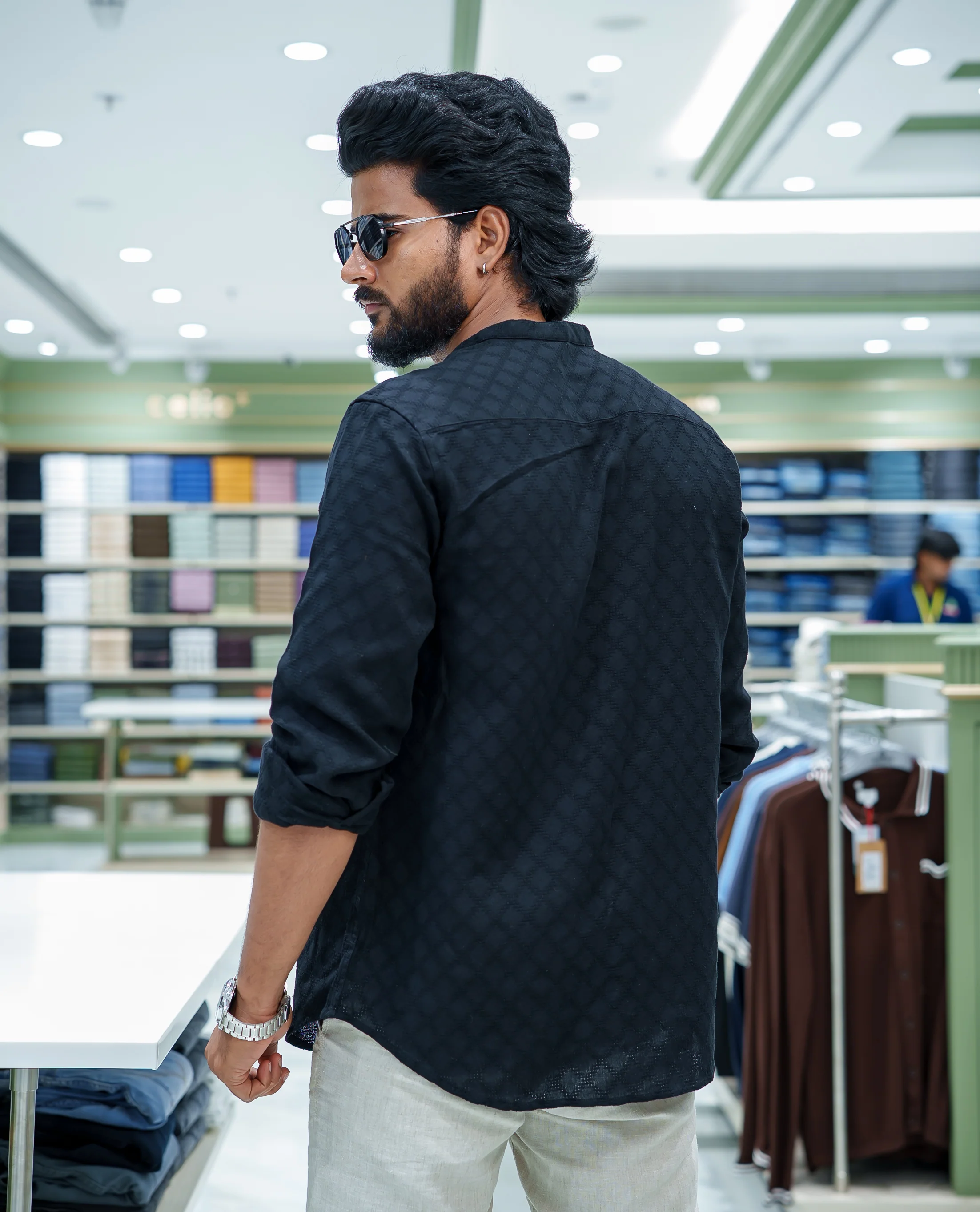 Black Cotton Blended Casual Shirt, Subtly Sparkled with Diamond-Patterns Texture, Featuring a Mandarin Collar, Full Sleeves, Slim Fit, and Regular Length - Image 5