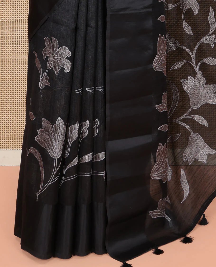 Black Green Silk Saree, Finely Crafted with Floral Vine Cross Stitch Embroidery on Its Body, Subtle Self-Satin Border, Pallu of Floral Vine Cross Stitch Embroidery, and Paired with a Plain Blouse - Image 5