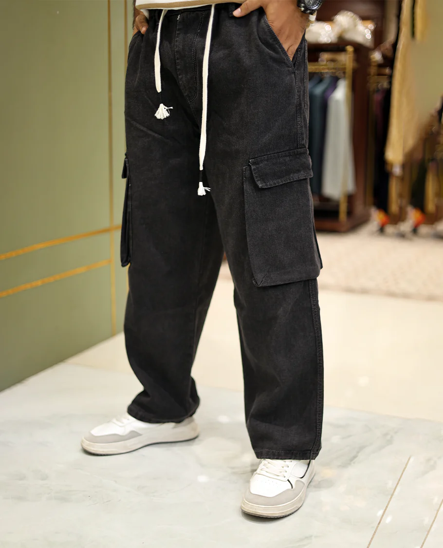 Black Heathered Textured Denim Trousers Come with a Baggy Fit and Regular Length - Image 3