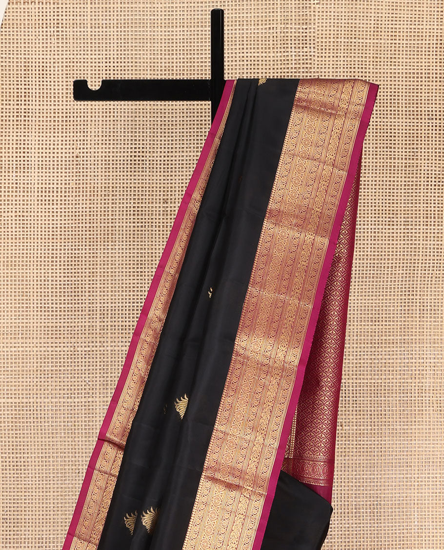 Black Vasundhara Lite Silk Mix Saree, Embellished with Zari Buttas on Its Body, Complemented by a Contrast Border of Thilakam Mokku,kodi Visiry, Muthu, Chakra, and Mayil Designs, Scallop Design Pallu, and Paired with a Contrast Blouse - Image 3