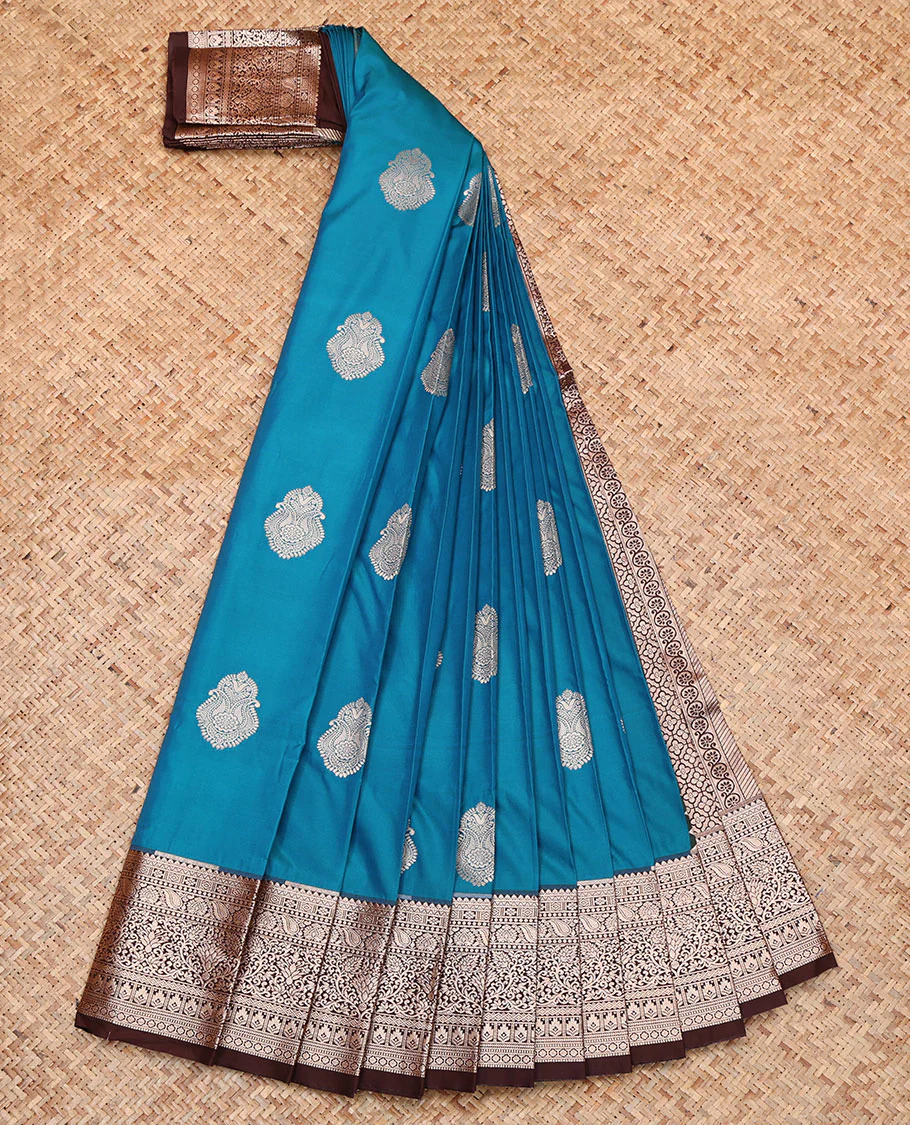 Blue Budget Silk Saree, Woven with Zari Buttas, Complemented by a Contrast Traditional Zari Border, Intricately Designed Pallu, and a Contrast Blouse - Image 2