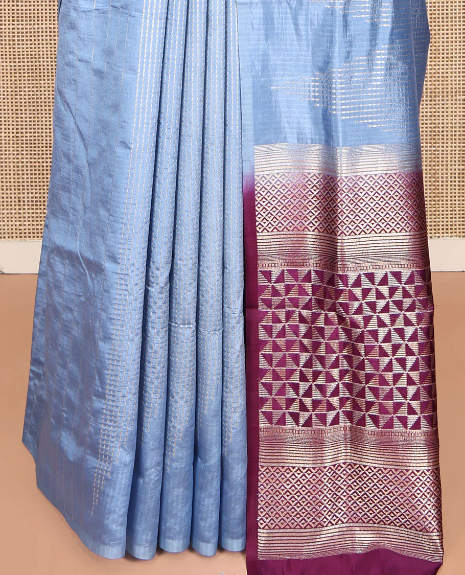 Blue Dupion Silk Saree, Woven with Micro-Checks, Highlighted by Temple Border, Complemented by a Contrast Geometric-Patterned Pallu, and a Contrast Blouse - Image 4