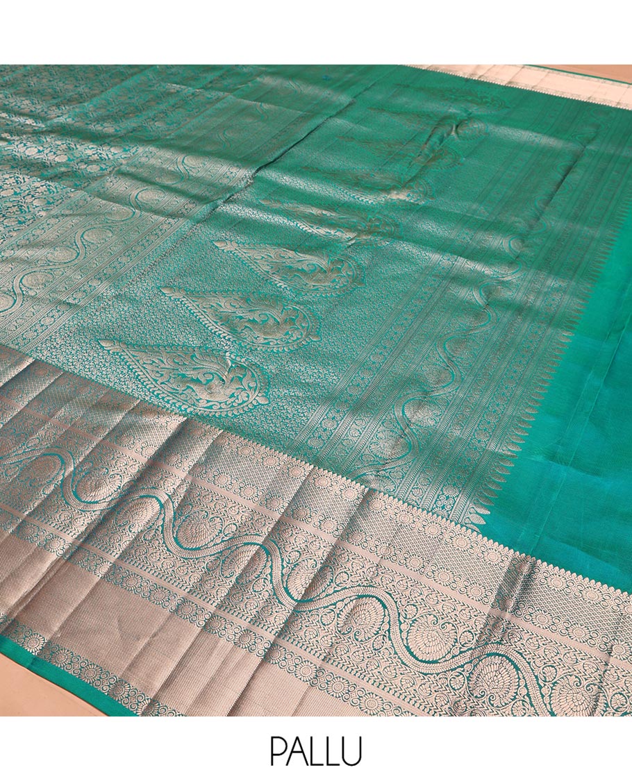 Blue Kanchipuram Wedding Silk Saree, Enriched with Jacquard Design on Its Body, Highlighted by Zari Border of Thilakam Mokku, Mayil Kann, Kathir, and Dhavana Kodi Designs, Grand Pallu, and Paired with a Matching Blouse - Image 5
