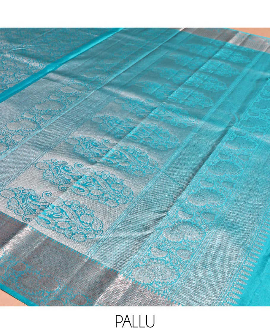 Blue Kanchipuram Wedding Silk Saree, Finely Crafted with Jacquard Design on Its Body, Highlighted by Zari Border of Thilakam, Vanki, and Kodi Visiry Designs, Grand Pallu, and Paired with a Matching Blouse - Image 5