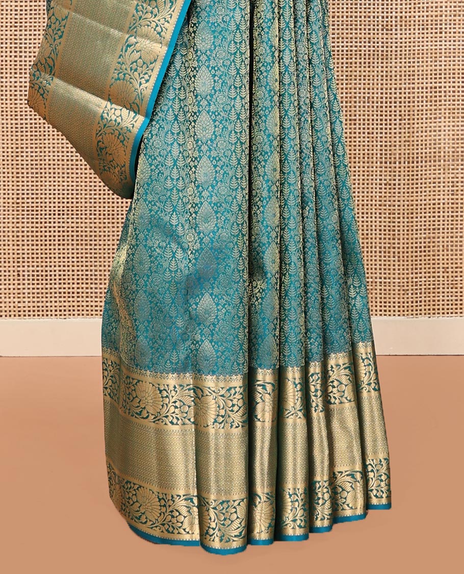 Blue Kanchipuram Wedding Silk Saree, Ornamented with Jacquard Designs on Its Body, Highlighted by a Zari Border of Kodi Visiry and Then Kuli Kann Designs, Pallu of Floral Designs, and Paired with a Matching Blouse - Image 4