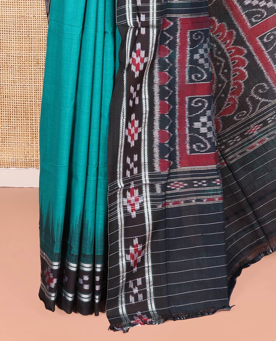 Blue Plain Odisha Cotton Saree, Complemented by a Contrast Temple Border of Pasapalli Weaves, Pallu Features Intricate Patterns, and Has No Blouse - Image 3