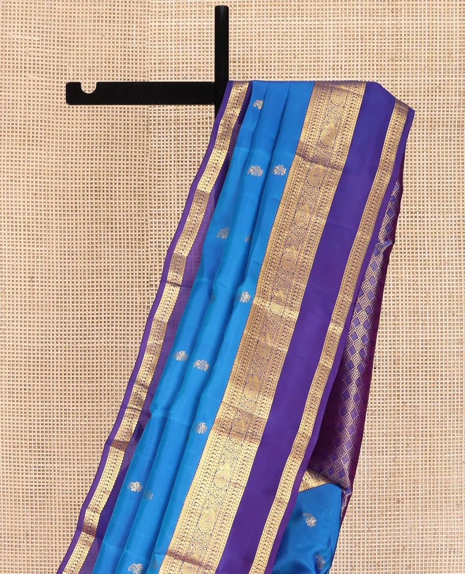 Blue Vasundhara Lite Silk Mix Saree, Detailed with Zari Buttas on Its Body, Complemented by a Contrast Border of Thilakam, Rudraksham, Manga, and Mayil Designs, Grand Pallu, and Paired with a Contrast Blouse - Image 3