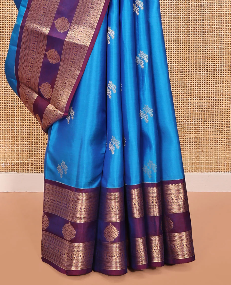 Blue Vasundhara Lite Silk Mix Saree, Elevated with Zari Buttas All Over Its Body, Complemented by a Contrast Border of Rekku, Diamond, Cross Kamalam and Zari Designs, Grand Floral Design Pallu, and Paired with a Contrast Blouse - Image 4