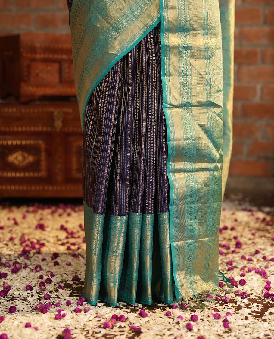 Blue Vasundhara Silk Saree Adorned with Jacquard Design Weave All Over Its Body, Complemented by a Contrast Border of Rekku, Muthu, Laddu Kamalam, Then Kuli Kann, and Dhavana Kodi Designs, Artfully Zari Woven Pallu, and Paired with a Contrast Blouse - Image 7