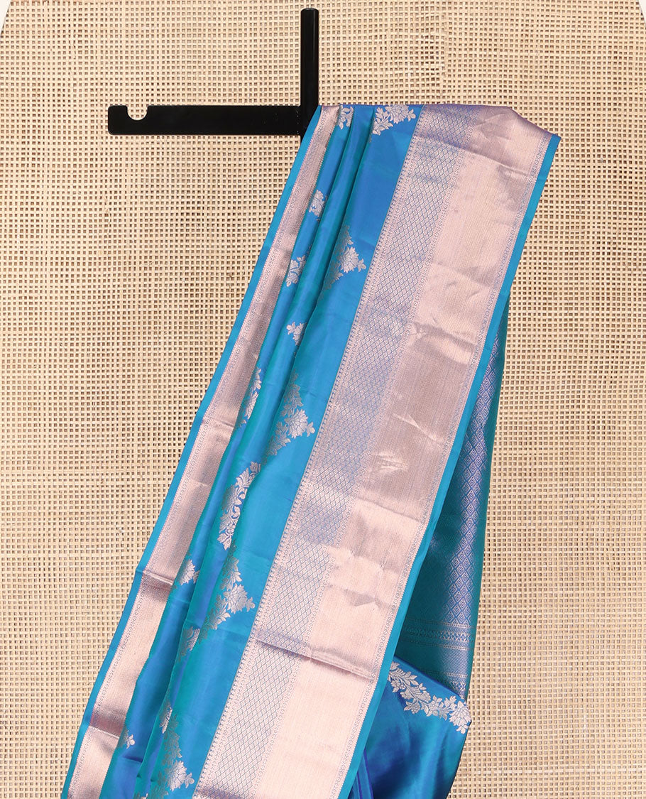 Blue Vasundhara Silk Saree, Delicately Woven with Jaal Jacquard Design All Over Its Body, Highlighted by a Zari Border of Thilakam Mokku, Jaal, and Lavangam Designs, Grand Jaal Pallu, and Paired with a Matching Blouse - Image 3
