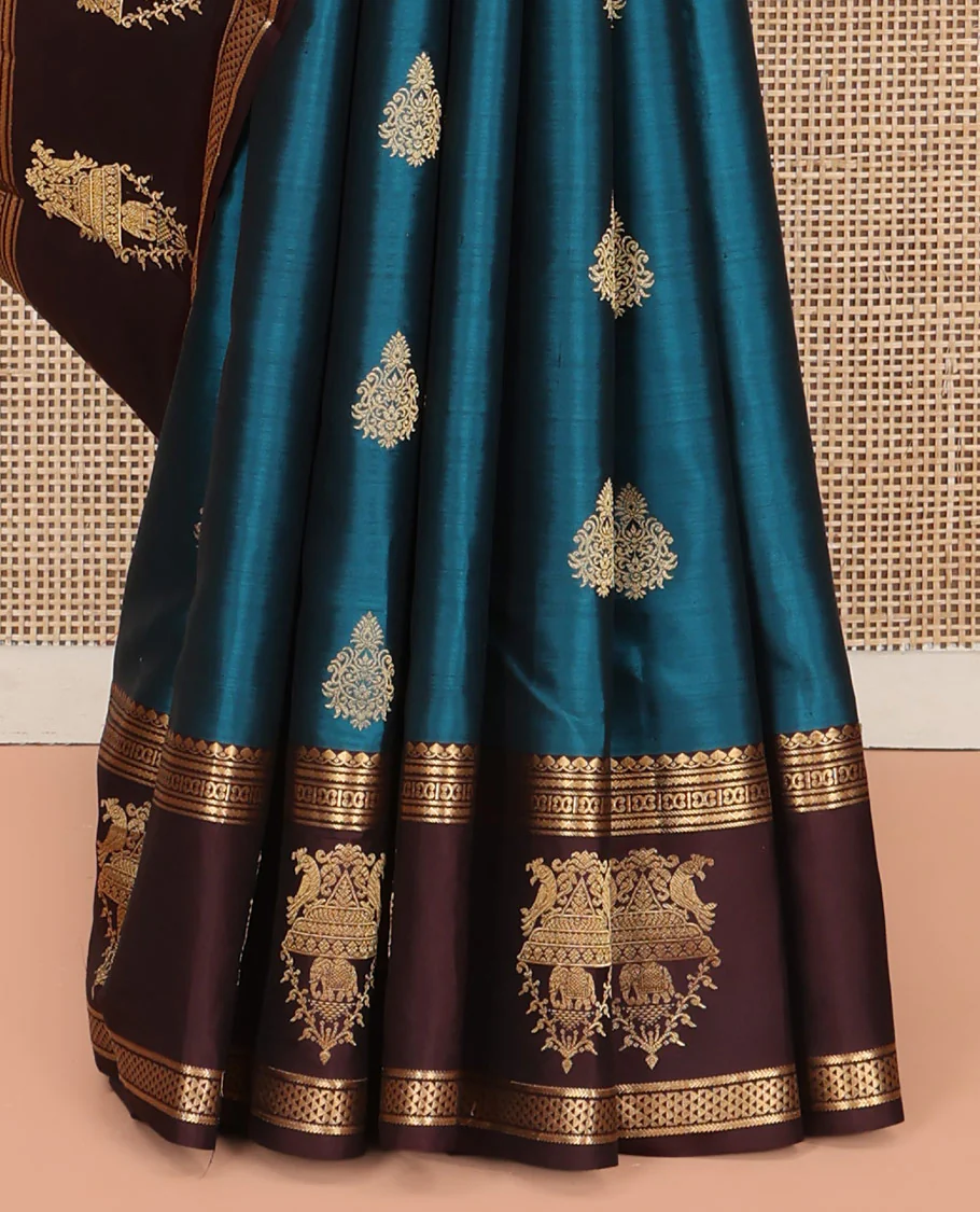 Blue Vasundhara Silk Saree, Elegantly Framed with Zari Buttas All Over Its Body, Complemented by a Contrast Border of Thilakam Mokku, Neli, Kathir, and Ara Maadam Designs, Grand Pallu, and Paired with a Contrast Blouse - Image 4