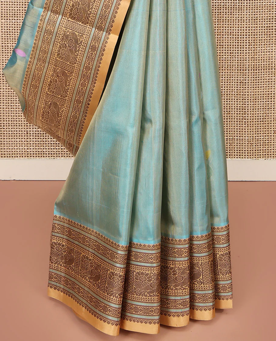 Blue Venkatagiri Silk Saree, Featuring Meena Buttas All Over Its Body, Complemented by a Contrast Traditional Motifs Woven Border, Pallu of Peacock Designs, and Paired with a Contrast Blouse - Image 4