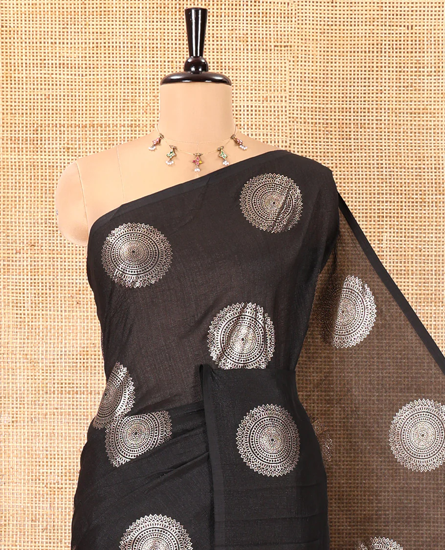 Borderless Black Vichitra Saree Features Rangoli-Style Round Buttas Foil Print and a Contrast Sequins Embroidered Blouse - Image 2