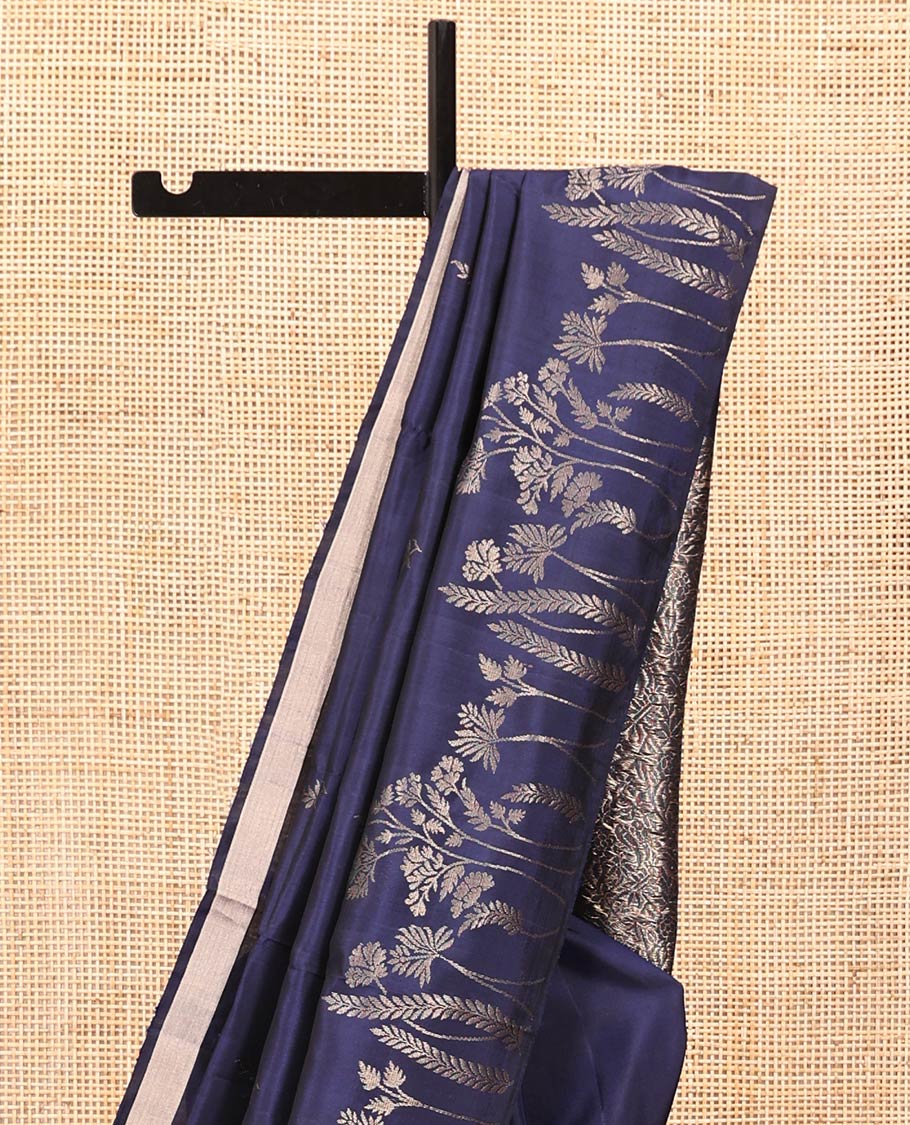 Borderless Blue Mayuri Soft Silk Saree, Mesmerized with Zari Buttas and Floral Buttas All Over Its Body, Highlighted by Pallu of Floral and Bird Designs, and Paired with a Matching Blouse - Image 3
