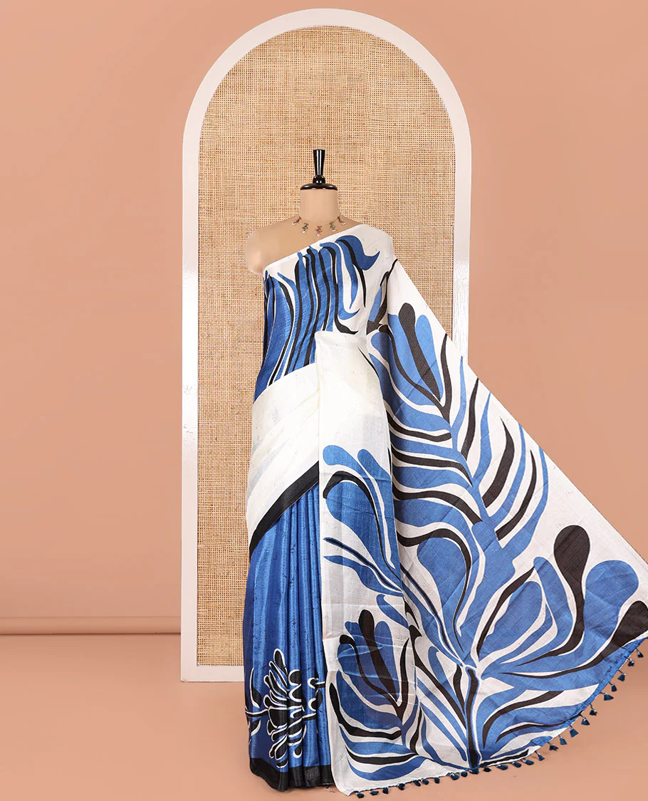 Borderless Cream and Blue Art Khadi Cotton Saree, Crafted with Batik Print-Style Vines Print on Its Body, Self-Pallu of Batik Print, and Paired with a Printed Blouse