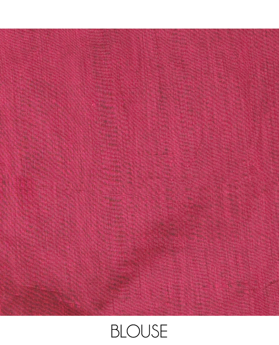 Borderless Green and Red Plain Khadi Mul Cotton Saree, Highlighted by Captivating Contrast Colored Pallu, and Paired with a Contrast Blouse - Image 3