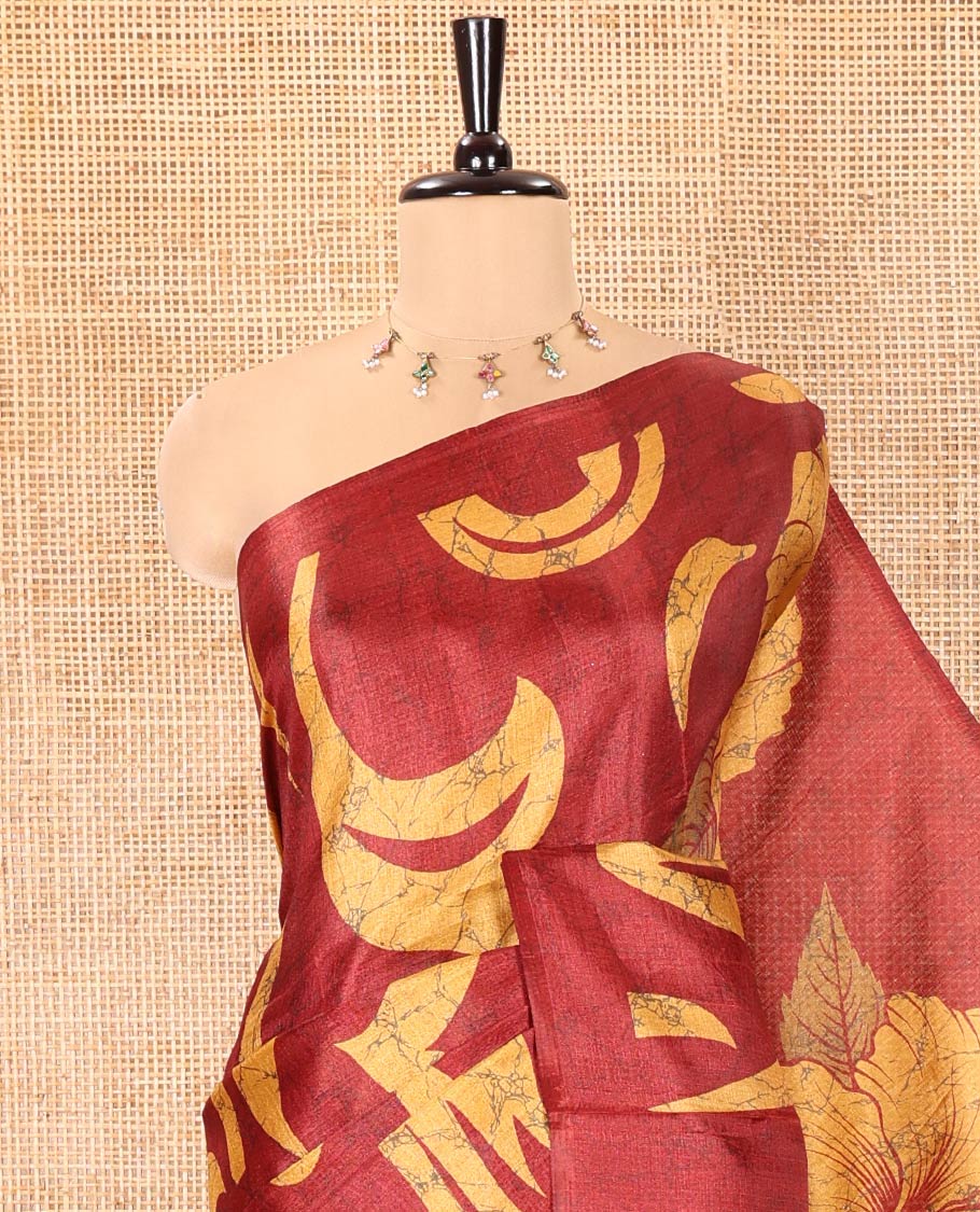 Borderless Maroon Art Khadi Mul Cotton Saree, Beautified with Batik Vines Print On Its Body, Pallu Features Hibiscus Flower Printed , and Comes with a Printed Blouse - Image 2