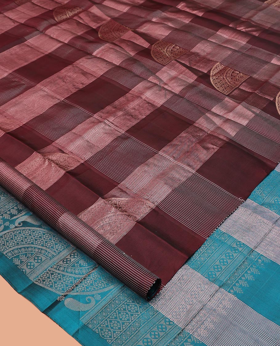 Borderless Maroon Mayuri Lite Silk Mix Saree, Majestically Detailed with Zari Buttas and Checks on Its Body, Complemented by a Contrast Pallu of Intricate Designs, and Paired with a Contrast Blouse - Image 2