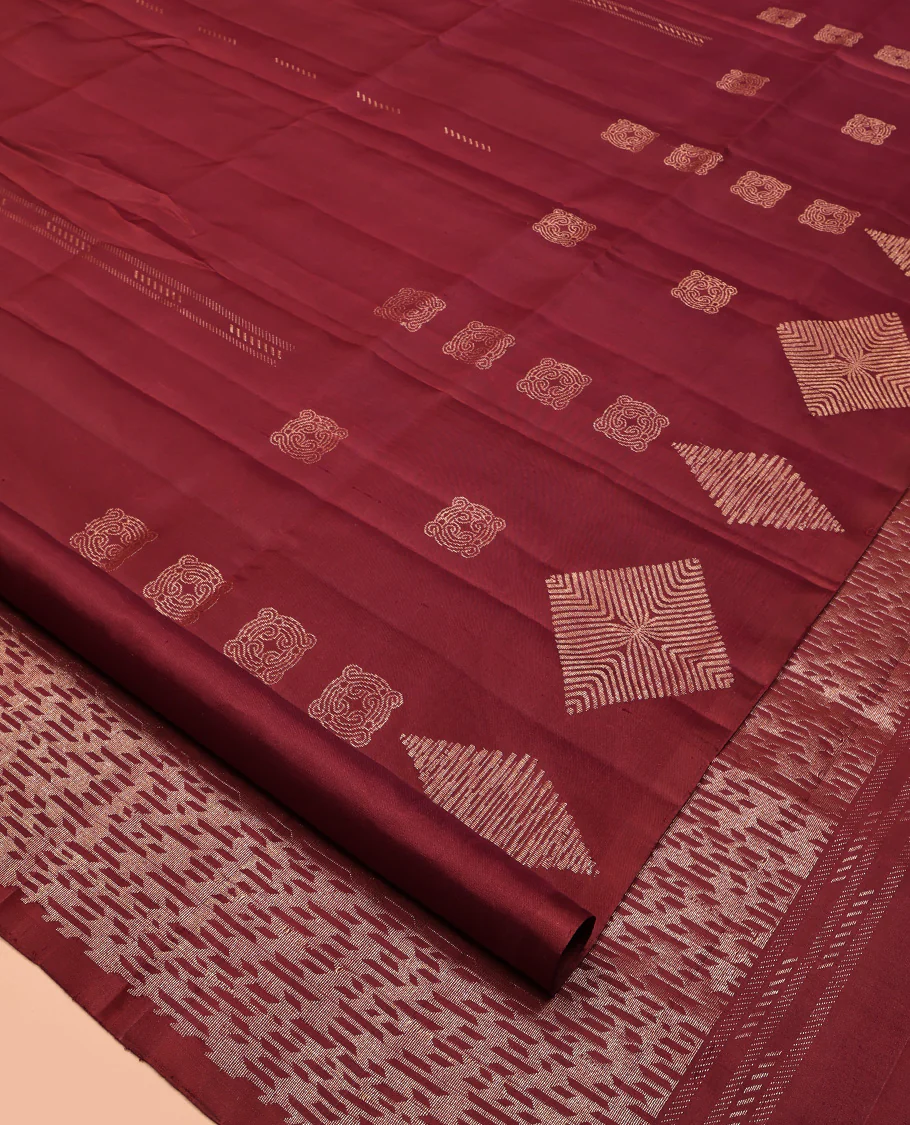 Borderless Maroon Mayuri Soft Silk Saree, Adorned with Buttas All Over Its Body, a Self-Pallu of Geometric Patterns, and Paired with a Matching Blouse - Image 2