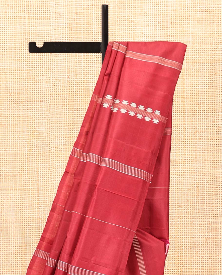 Borderless Maroon Mayuri Soft Silk Saree, Beautified with Buttas and Stripes All Over Its Body, Complemented by Contrast Pallu of Vanki Designs, and Paired with Matching Blouse - Image 3