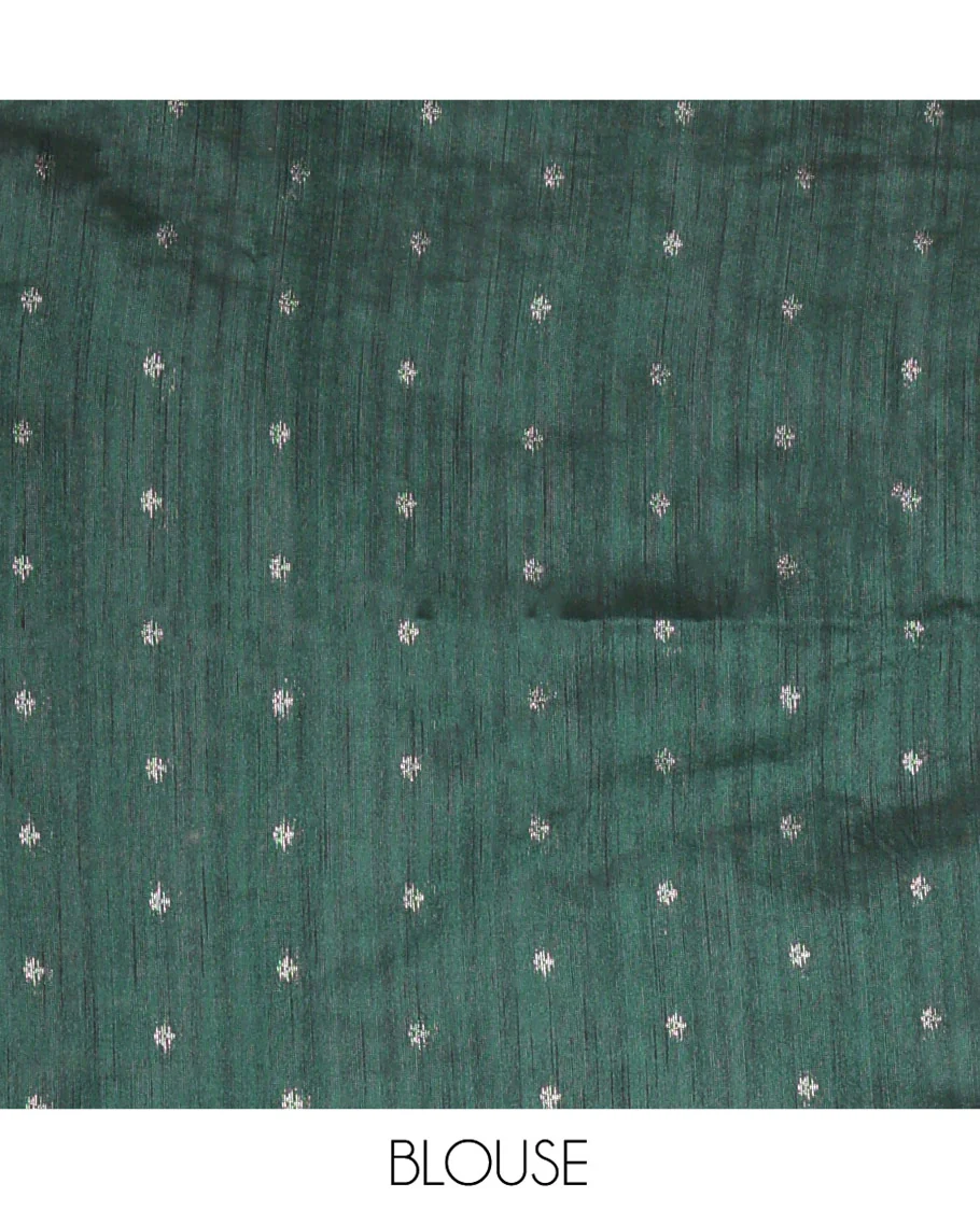 Borderless Purple Vichitra Silk Saree, Adorned with Square Buttas All Over Its Body, Captivating Contrast Pallu of Traditional Designs, and Paired with a Contrast Blouse - Image 3
