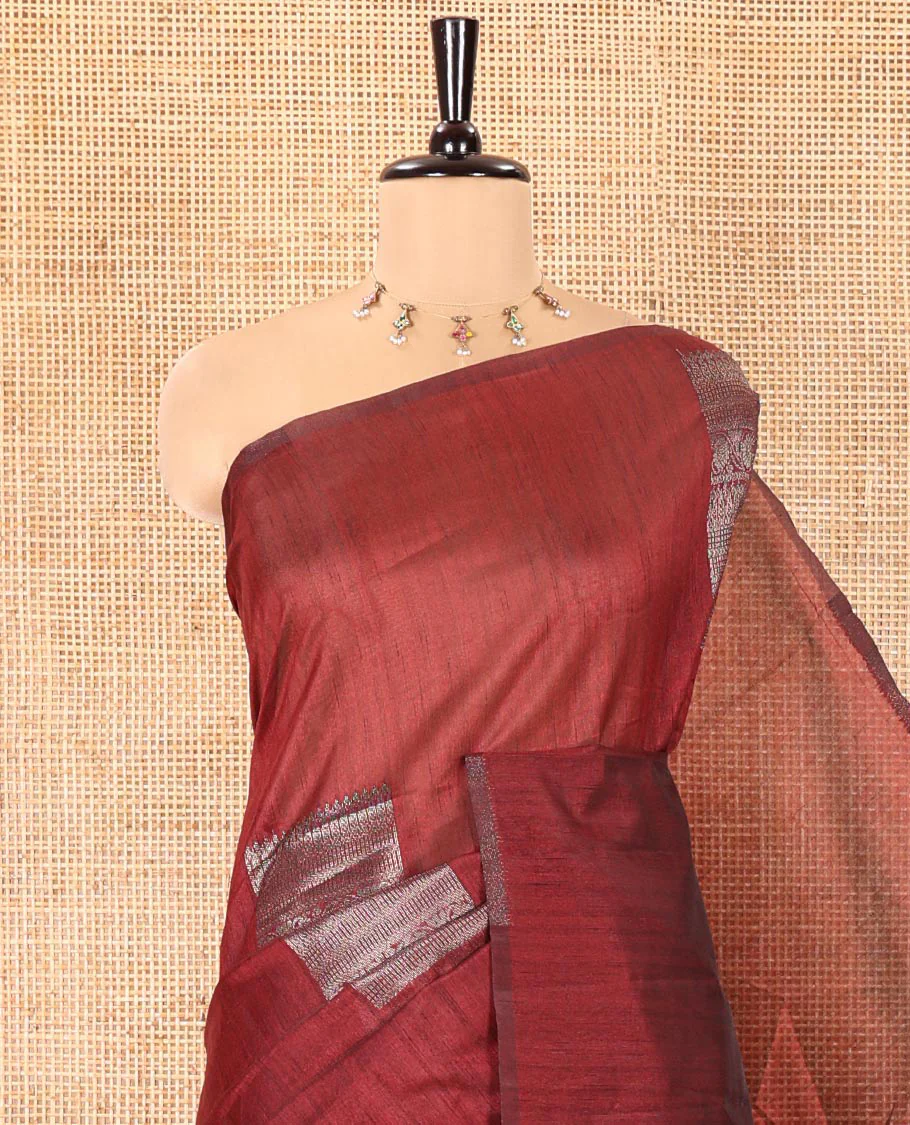Borderless Red Vichitra Silk Saree, Enriched with Square Buttas All Over Its Body, Captivating Contrast Pallu of Traditional Designs, and Paired with a Contrast Blouse - Image 2