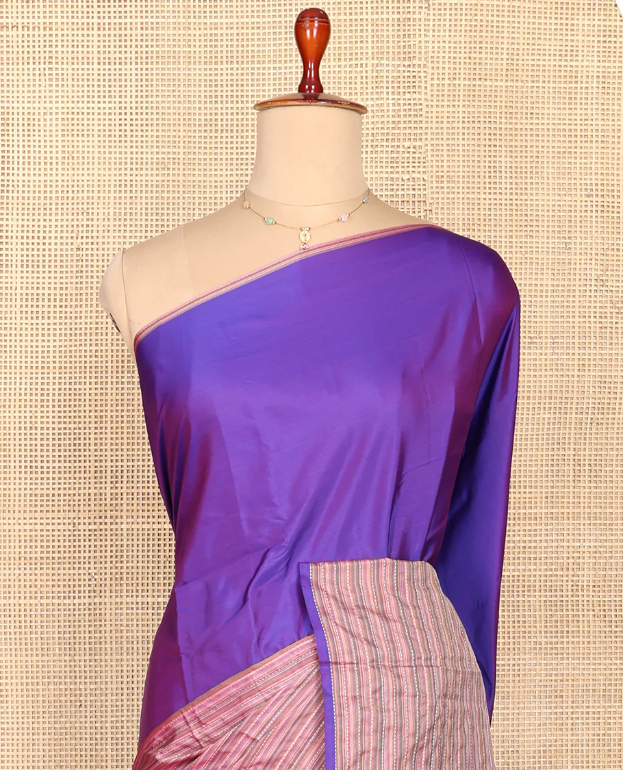 Borderless Violet and Pink Aarani Silk Saree, Adorned with Plain and Muthu Stripes All Over Its Body, Complemented by a Pallu of Stripes, and Paired with a Matching Blouse - Image 2