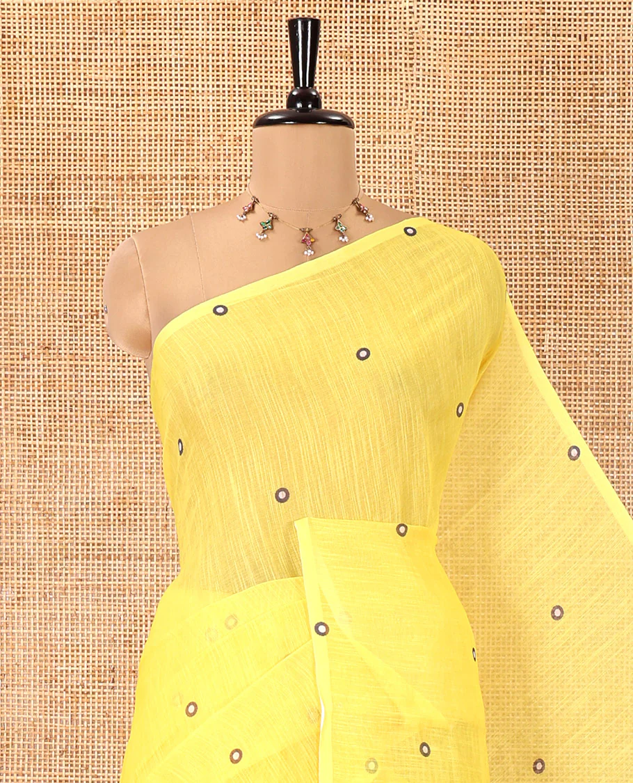 Borderless Yellow Linen Cotton Saree, Adorned with Polka Dot Print, Complemented by Contrast Geometric Printed Pallu and Paired with a Contrast Blouse - Image 2