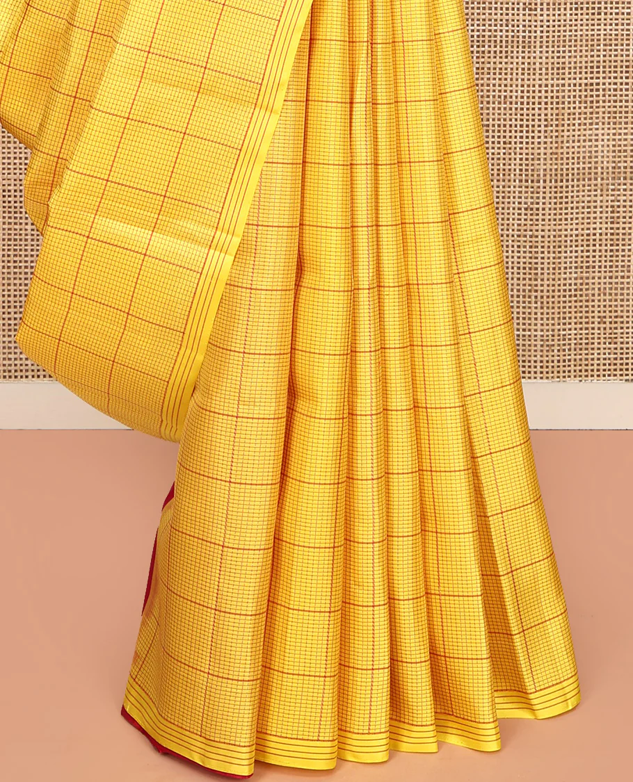 Borderless Yellow Mayuri Soft Silk Saree, Statement with Bold Checked Design On Its Body, Complemented by Contrast Temple Zari Woven Pallu and Paired with a Contrast Blouse - Image 4
