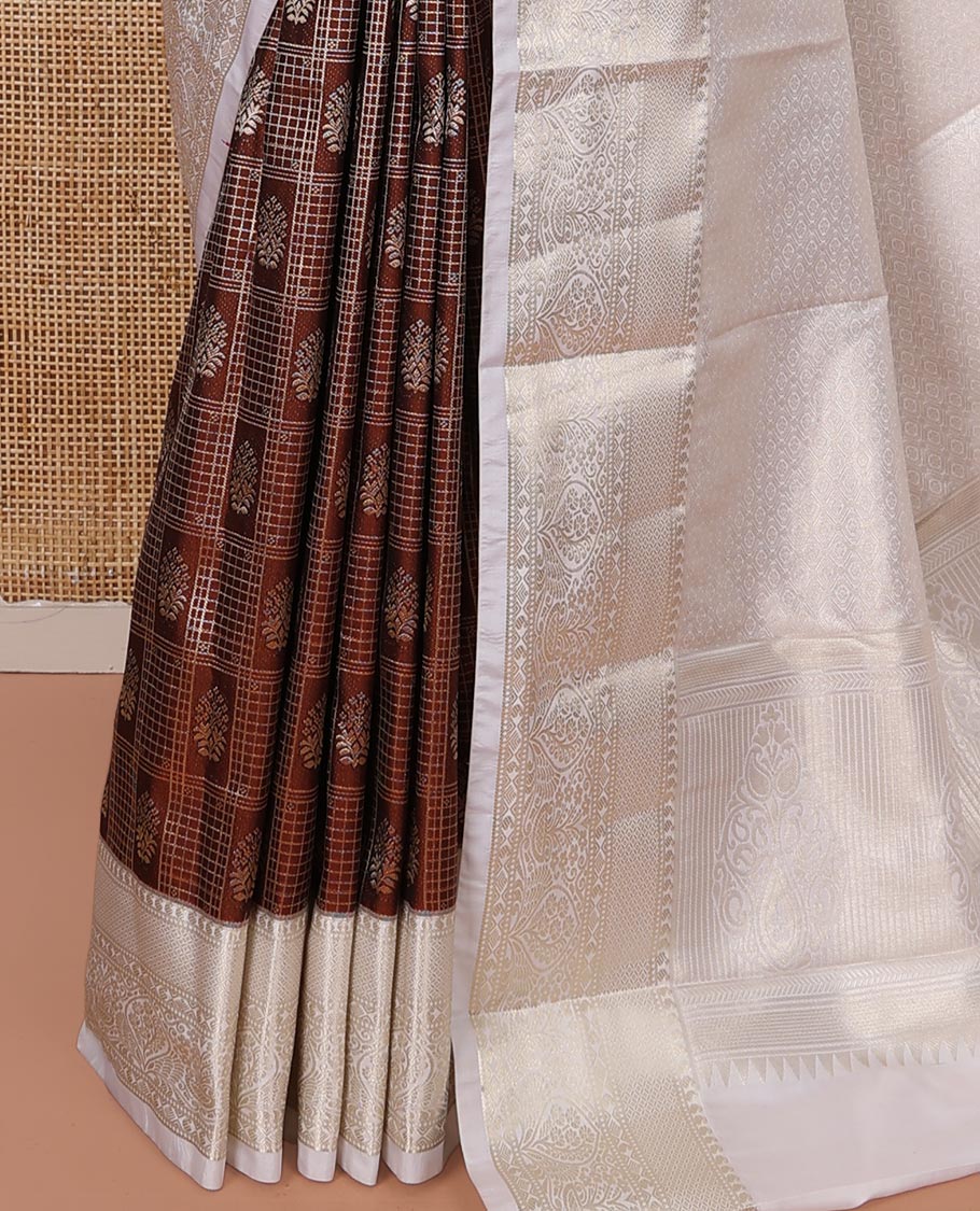 Brown Budget Silk Saree, Ornamented with Peacock and Elephant Motif Enclosed Checks, Complemented by a Contrast Traditional Zari Designs Woven Border, Pallu of Jaal Designs, and Paired with a Contrast Blouse - Image 3