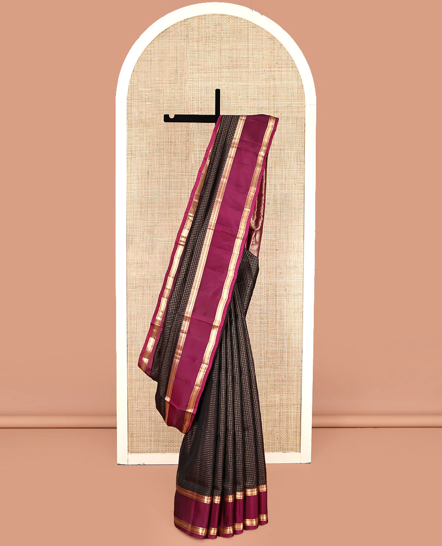 Brown Mayuri Lite Silk Mix Saree, Dazzled with Zari Checked Design All Over Its Body, Complemented by a Contrast Rettai Pettu Traditional Design Border, Pallu of Jaal Designs, and Paired with a Contrast Blouse