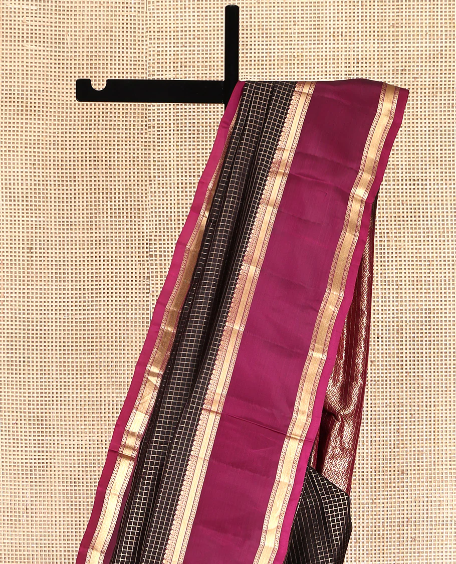 Brown Mayuri Lite Silk Mix Saree, Dazzled with Zari Checked Design All Over Its Body, Complemented by a Contrast Rettai Pettu Traditional Design Border, Pallu of Jaal Designs, and Paired with a Contrast Blouse - Image 3