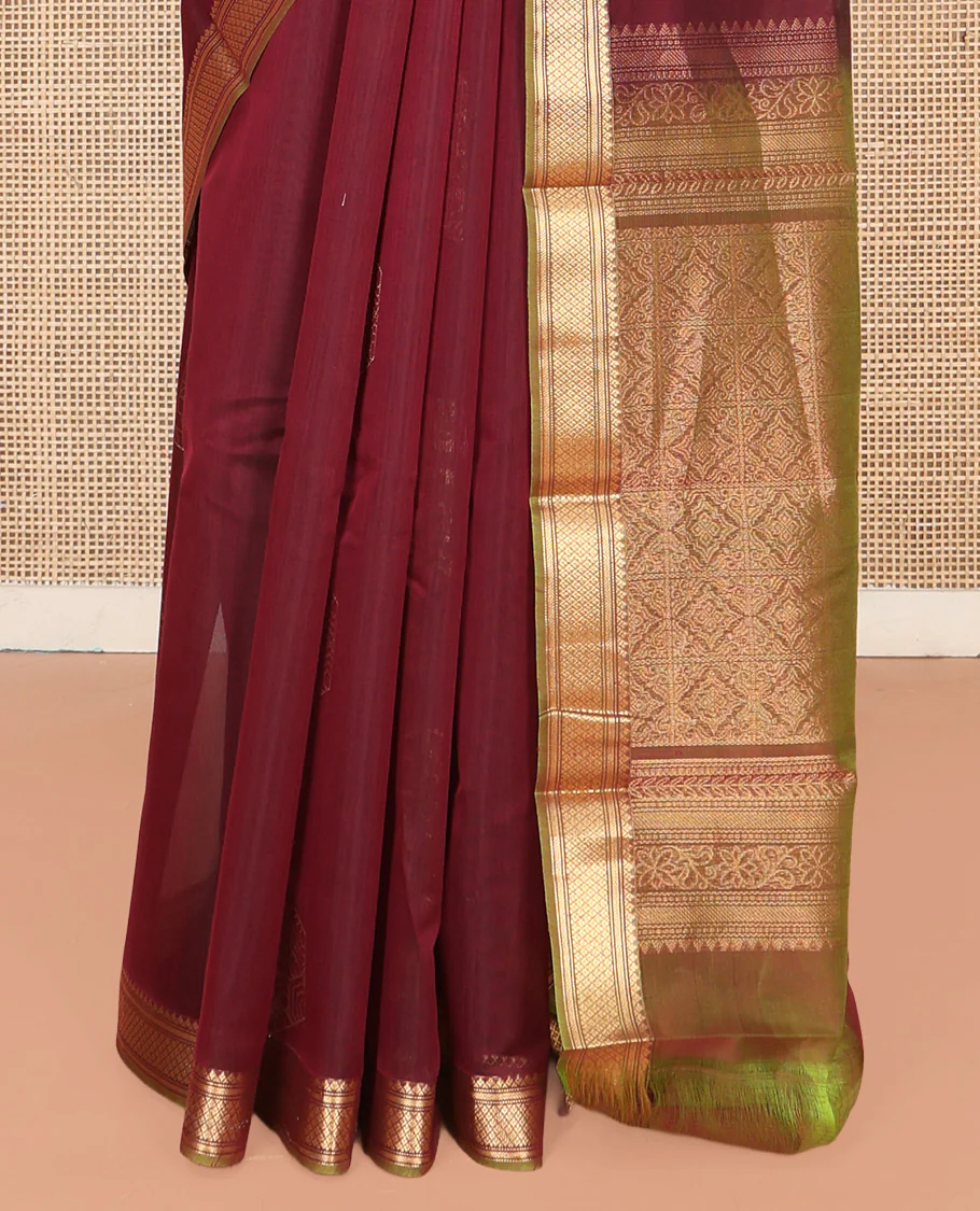 Brown Silk Cotton Saree, Embellished with Zari Buttas All Over Its Body, Complemented by Contrast Traditional Zari Designs Woven Border, Intricately Designed Pallu and Paired with a Contrast Blouse - Image 4