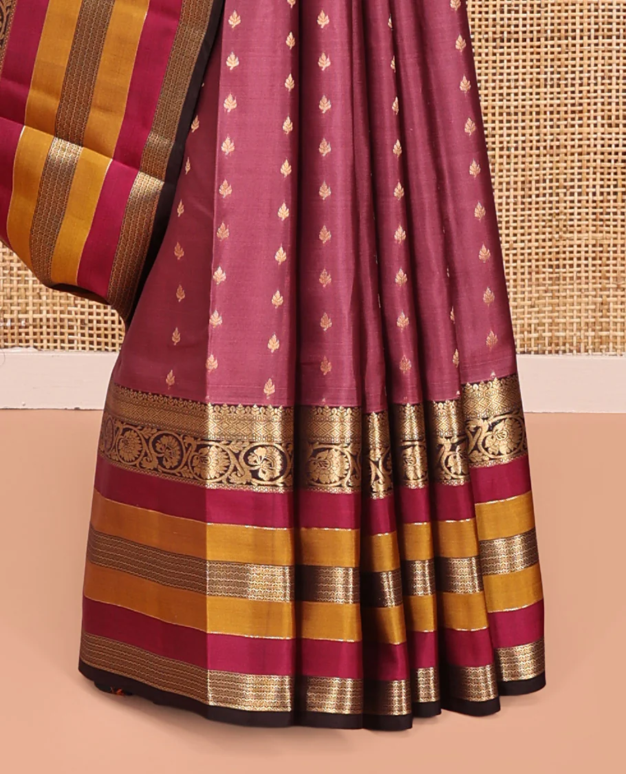 Brown Vasundhara Lite Silk Mix Saree, Adorned with Zari Buttas On Its Body, Complemented by Contrast Border of Kodi Visiry, Diamond and Neli Designs, Ogee Patterned Pallu and Paired with a Contrast Blouse - Image 4