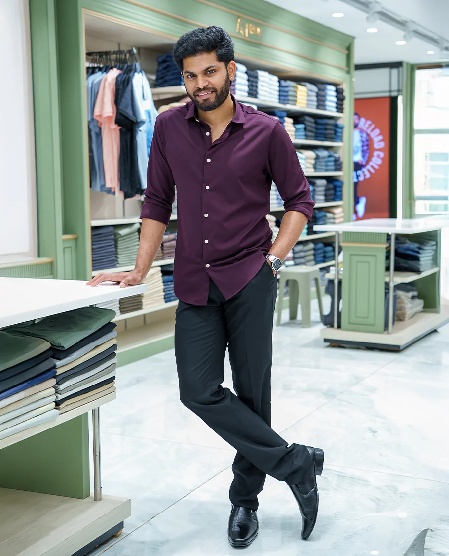 Burgundy Plain Cotton Blended Casual Liquid Shirt, Featuring a Spread Collar, Full Sleeves, Slim Fit, and Regular Length - Image 2
