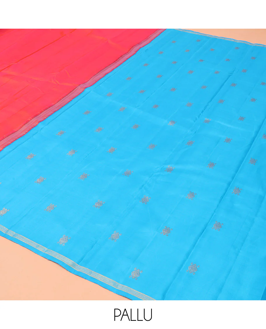 Captivating Pink Plain Kanchipuram Silk Saree, Subtly Woven Zari Striped Border, Complemented by Vibrantly Colored Pallu of Zari Buttas, and Paired with a Contrast Blouse - Image 5