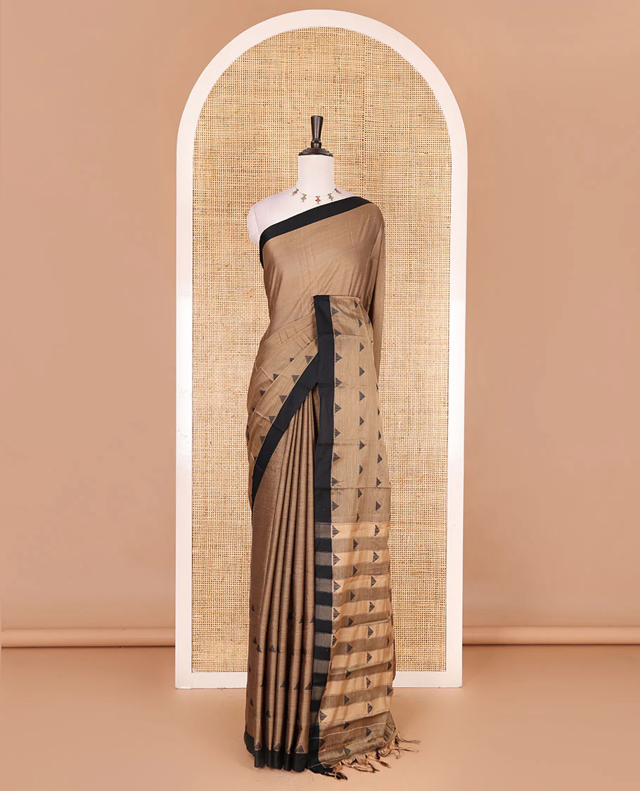 Chikku triangle motifs mercerised cotton saree, contrast plain border, striped pallu, and matching triangle motifs blouse - Image 2