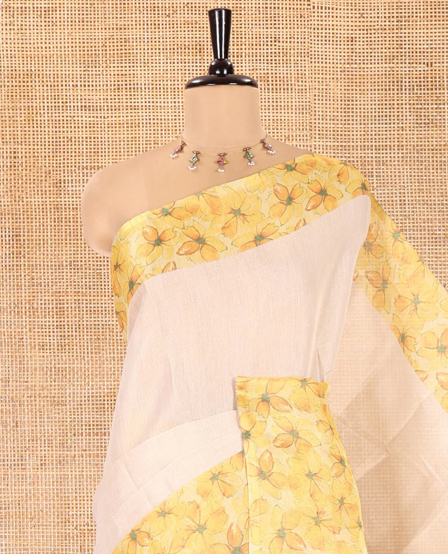 Cream Plain Tissue Saree, Artfully Designed with Contrast Floral Printed Border, Pallu Steeped with Flower Motifs Print, and Paired with a Contrast Blouse - Image 2