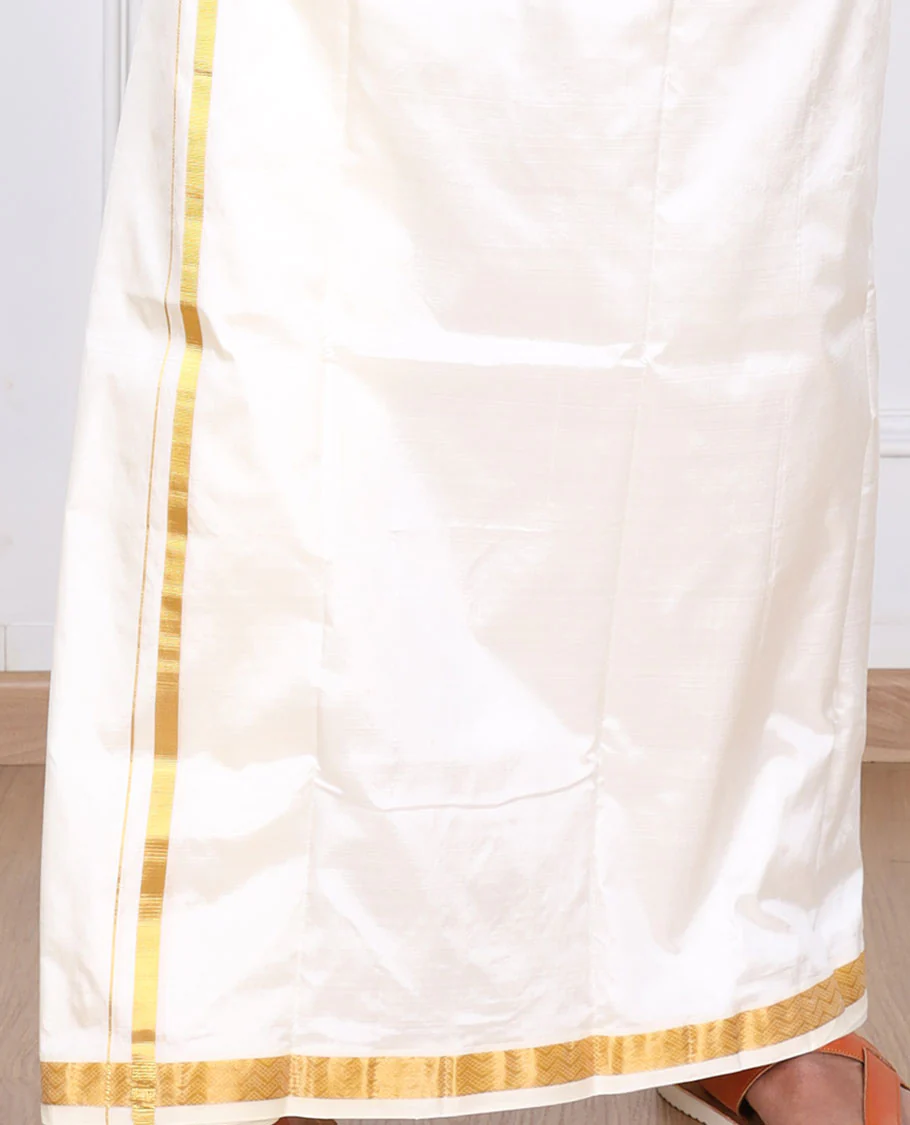 Cream pure silk kancheepuram wedding double-layer dhoti with thin chevron design zari border - Image 4