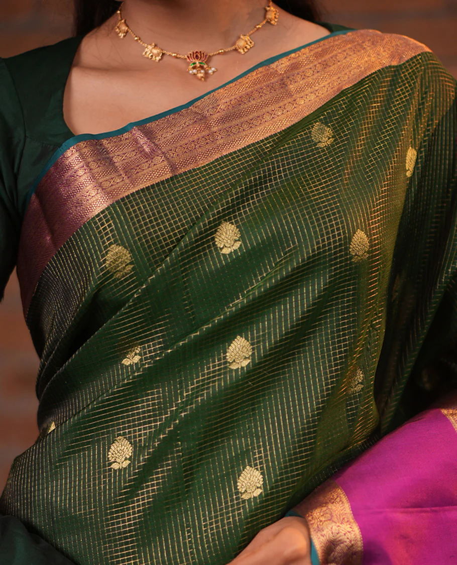 Dark Green-Magenta Vasundhara Silk Saree Features Zari Buttas and Checks,Contrast Thazampoo Rekku Rettai Pettu Mayil Border, Grand Pallu, and Contrast Blouse - Image 2