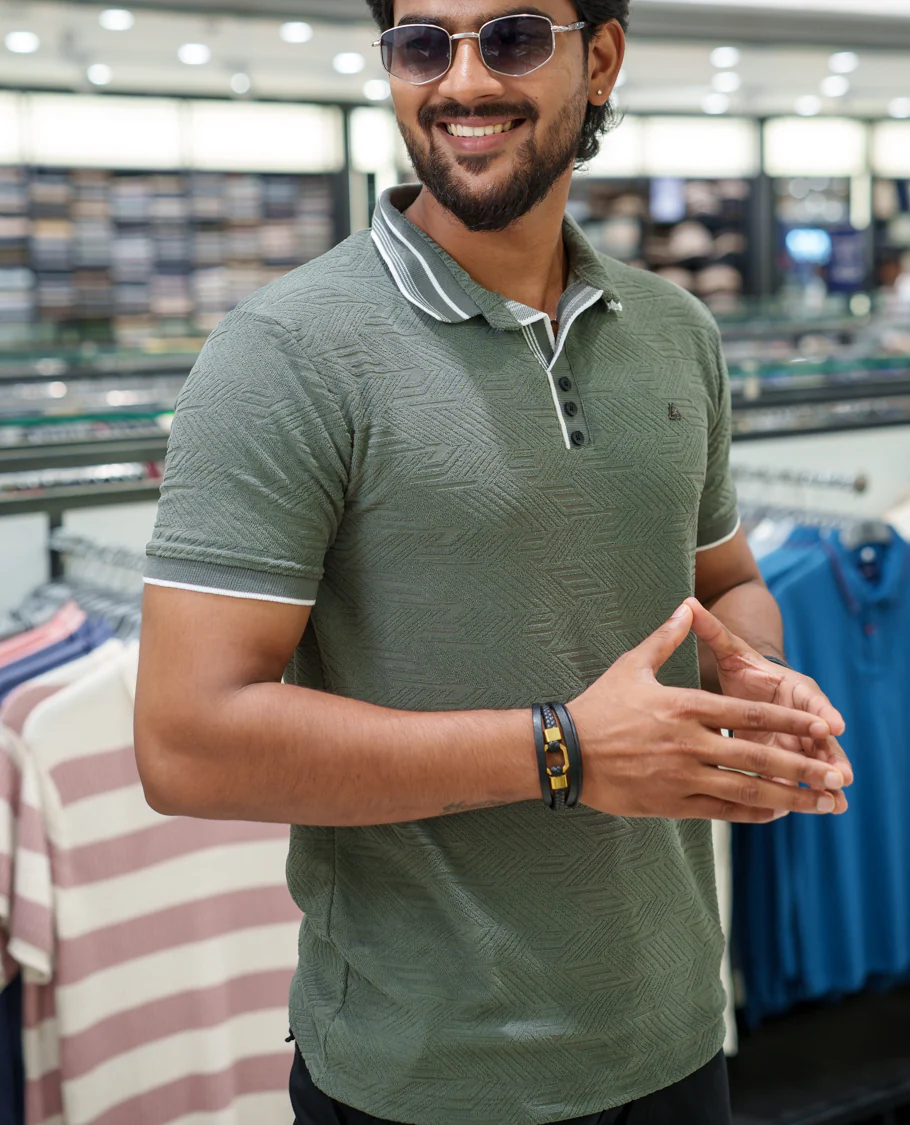 Dark Grey Geometric-Textured Cotton-Blended T-Shirt Comes with Half-Sleeves, Polo Collar, a Slim Fit, and Regular Length - Image 4