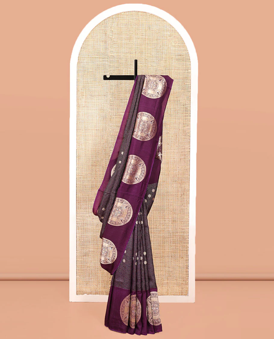 Dark Purple H O-Silk Saree, Beautifully Decked up with Zari Buttas and Zari Checks On Its Body, Accentuated with Contrast Big Chakram Motifs Woven Border, Grand Jaal Design Woven Pallu, and Paired with a Checked Blouse - Image 3