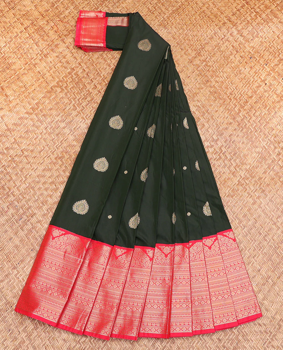 Deep Green Budget Silk Saree, Showcasing Zari Buttas, Complemented by a Contrast Traditional Zari Border, Pallu of Geometric Design, and a Contrast Blouse - Image 2