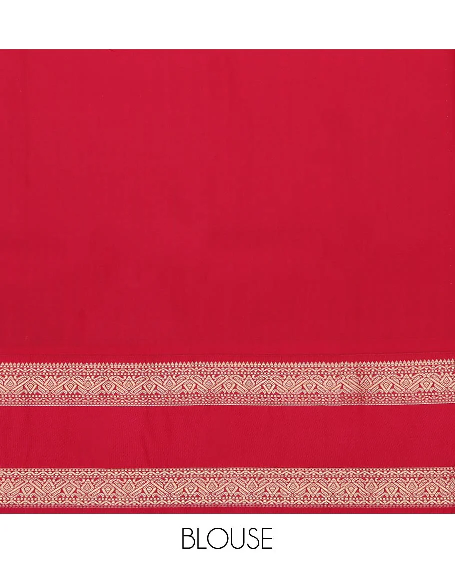 Green Budget Silk Saree, Elevated with Zari Butta Enclosed Checks On Its Body, Complemented by Contrast Traditional Zari Designs Woven Rettai Pettu Border, Grand Jaal Pallu and Paired with a Contrast Blouse - Image 4