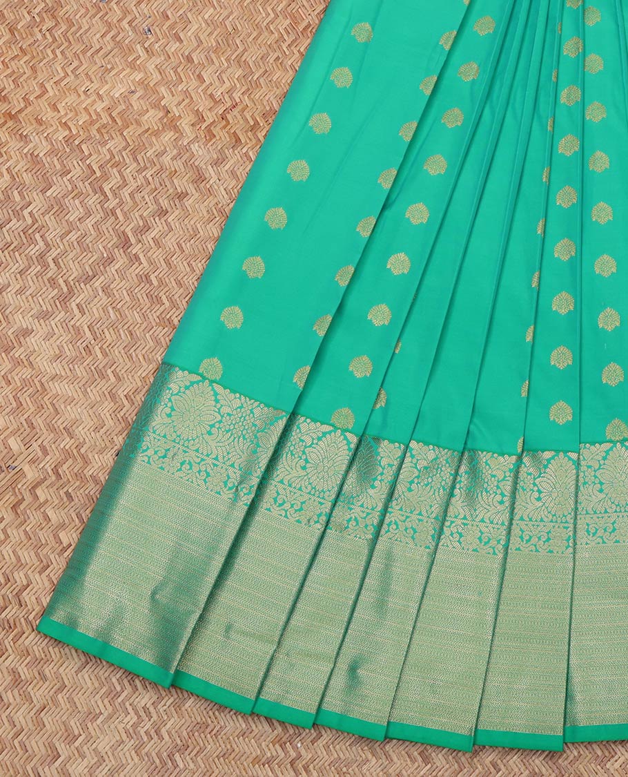 Green Budget Silk Saree, Mesmerized with Zari Buttas All Over Its Body, Complemented by Contrast Traditional Zari Designs Woven Border, Grand Pallu and Paired with a Contrast Blouse