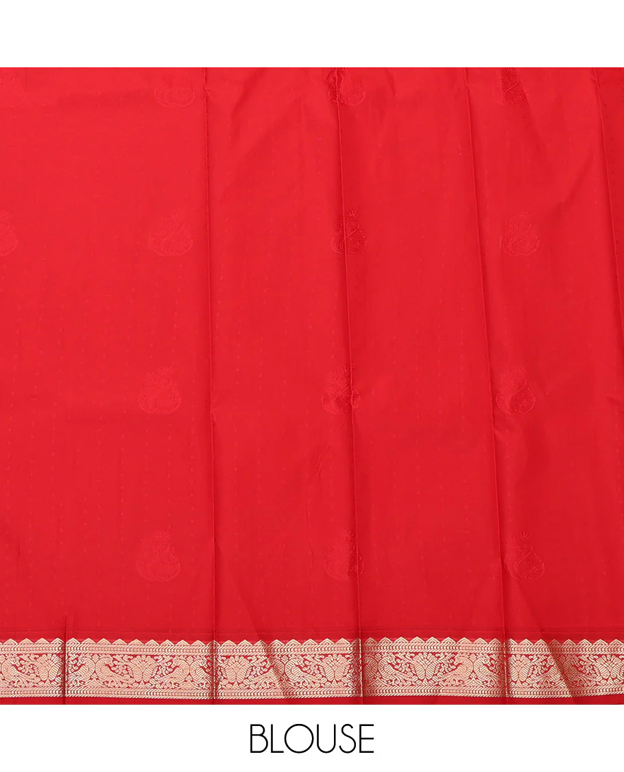 Green Budget Silk Saree, Mesmerized with Zari Buttas, Captivating Contrast Traditional Zari Design Border, Geometric-Patterned Pallu, and a Contrast Blouse - Image 4