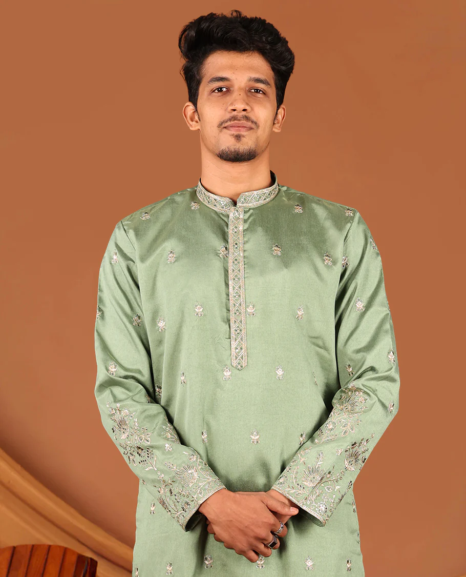 Green Floral Motifs Embroidered Full-Sleeved Men's Kurta - Image 3