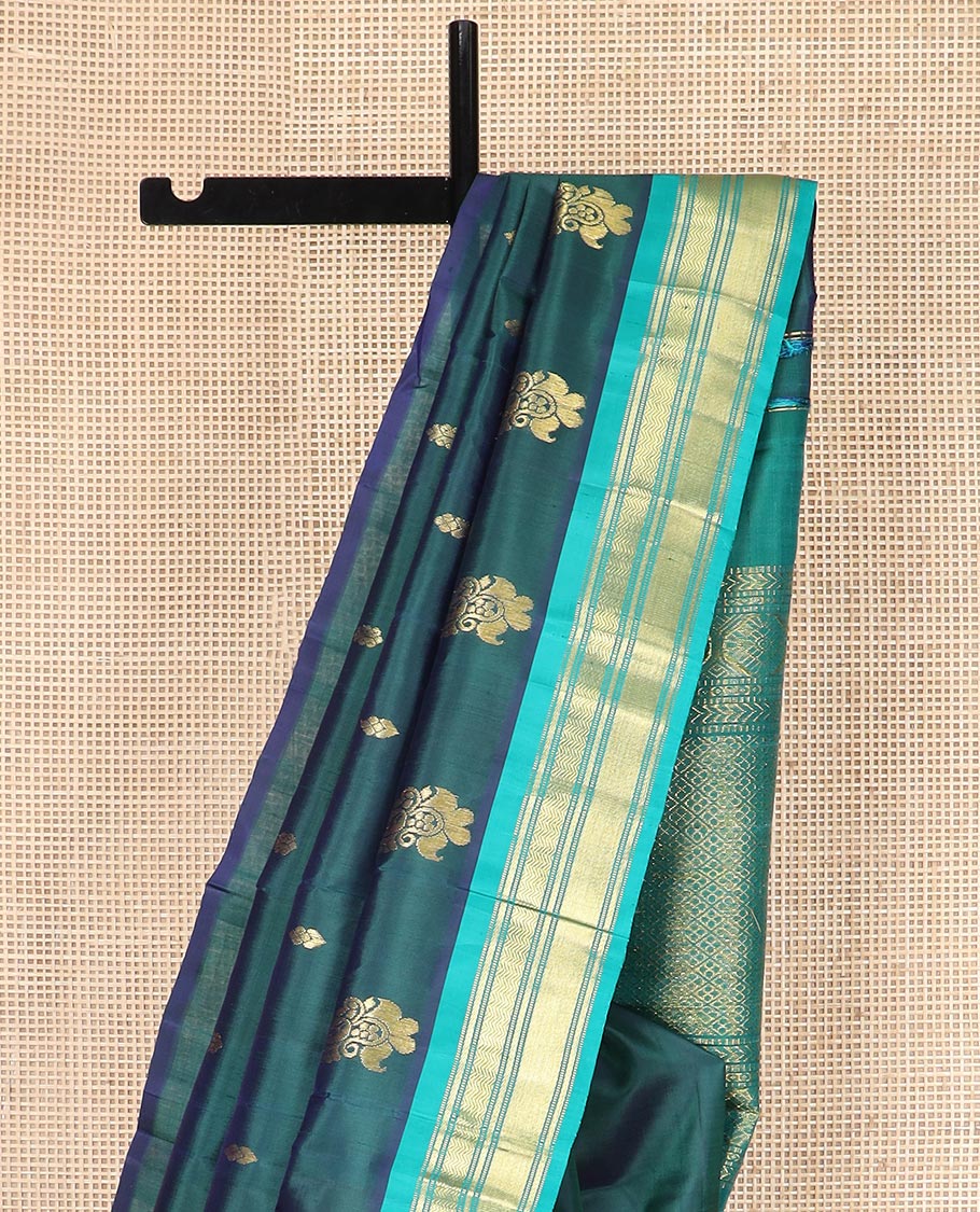 Green Kanchipuram Silk Saree, Finely Woven with Zari Buttas All Over Its Body, Complemented by Contrast One-sided Border Featuring Muthu, Kathir, and Vanki Designs, Zari Elevated Pallu of Jaal Designs, and Comes Without a Blouse - Image 3