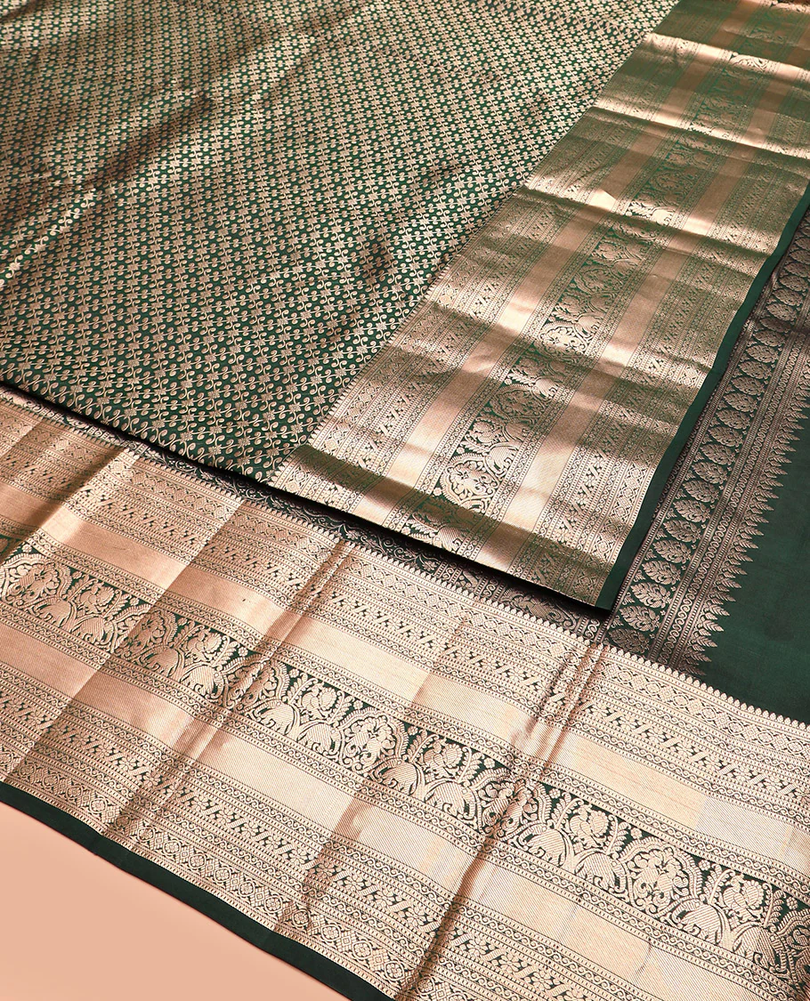 Green Kanchipuram Silk Saree Spotlighted with Jacquard Design, Highlighted by Zari Border of Thilakam, Diamond, Chakram, Cross Kamalam, Mayil, Yaanai, and Zari Designs, Pallu Pictures Big Yaali Designs, and Paired with a Matching Blouse - Image 3